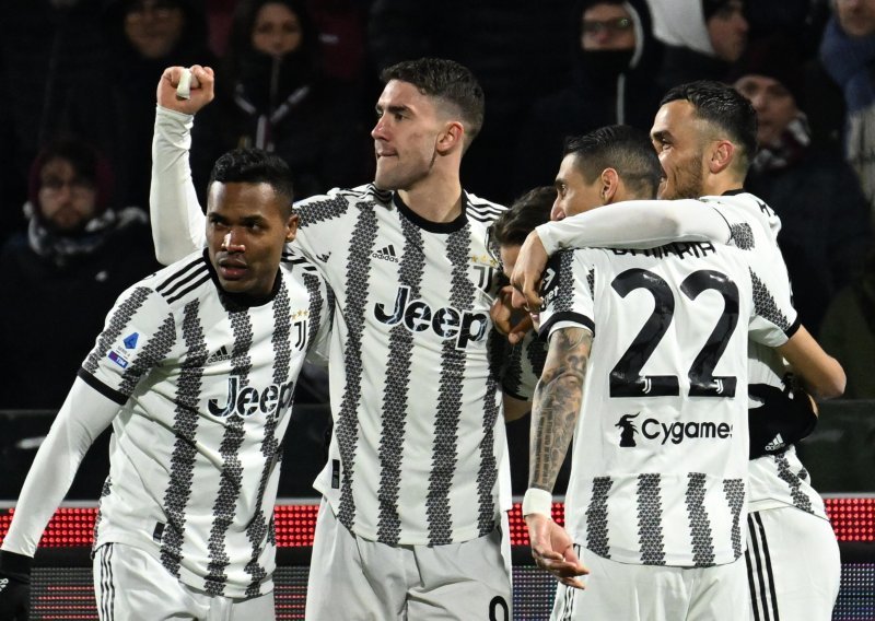 Dušan Vlahović i Filip Kostić osigurali uvjerljivu pobjedu Juventusa