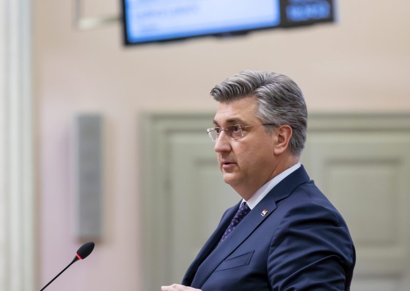 Plenković: Povijest nam mora pomoći u izgradnji tolerantnijeg i humanijeg svijeta