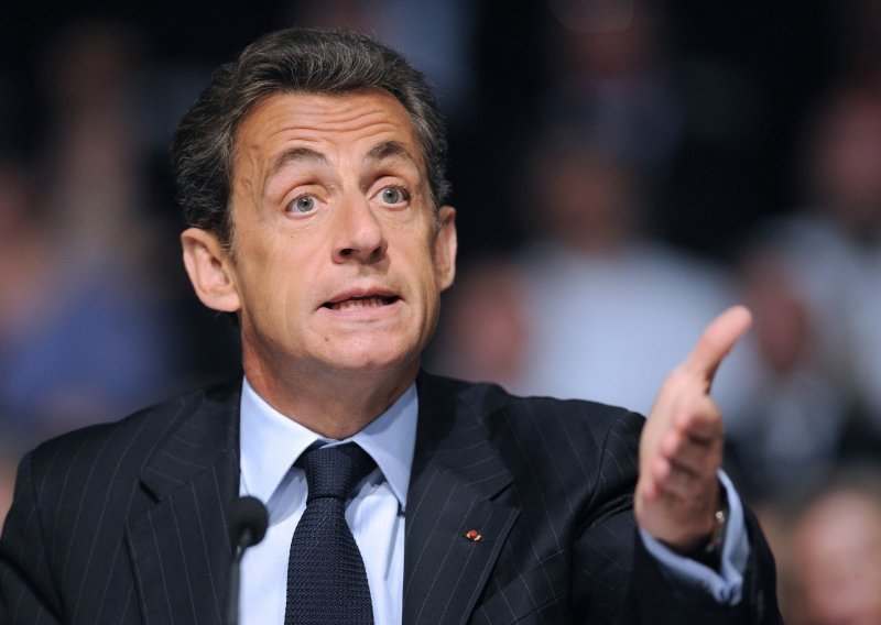 Sarkozy odbacio Gatesove kritike na europsku ulogu u Libiji