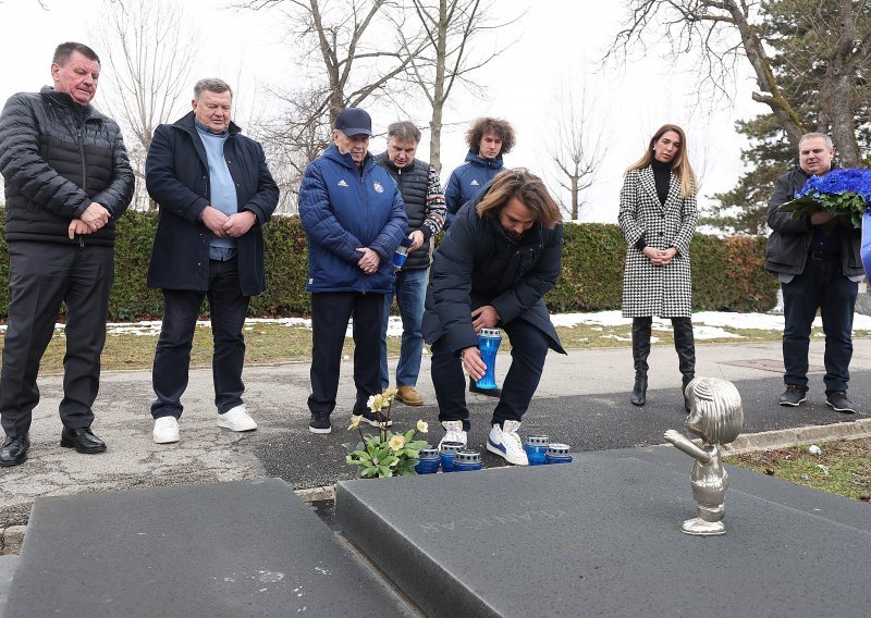 Iako se u Dinamu vodi borba za vlast, legendarnog Zlatka Cicu Kranjčara nisu zaboravili