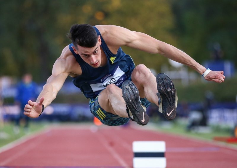 Četvero hrvatskih atletičara zapelo u kvalifikacijama, ali najveća uzdanica za medalju nastupa večeras