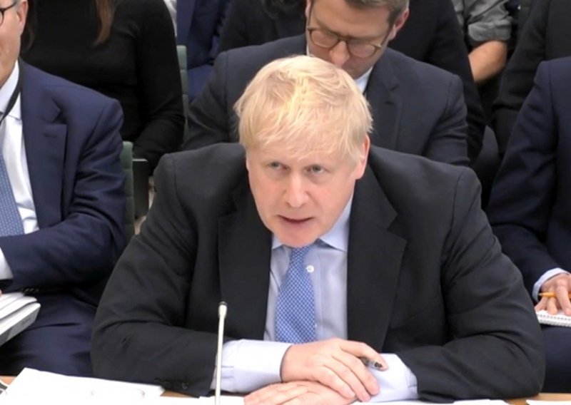 Johnson na saslušanju u parlamentu: 'Ruku na srce, nisam lagao'