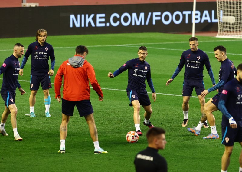 [FOTO] 'Vatreni' održali zadnji trening uoči početka kvalifikacija i utakmice s Walesom