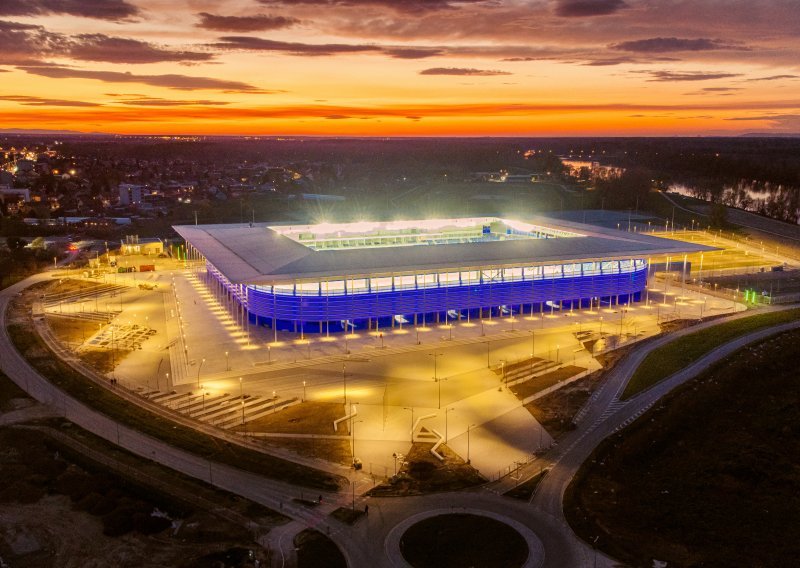 [FOTO] Fantastične vijesti dolaze nam iz NK Osijeka, a tiču se novog stadiona i trening kampa