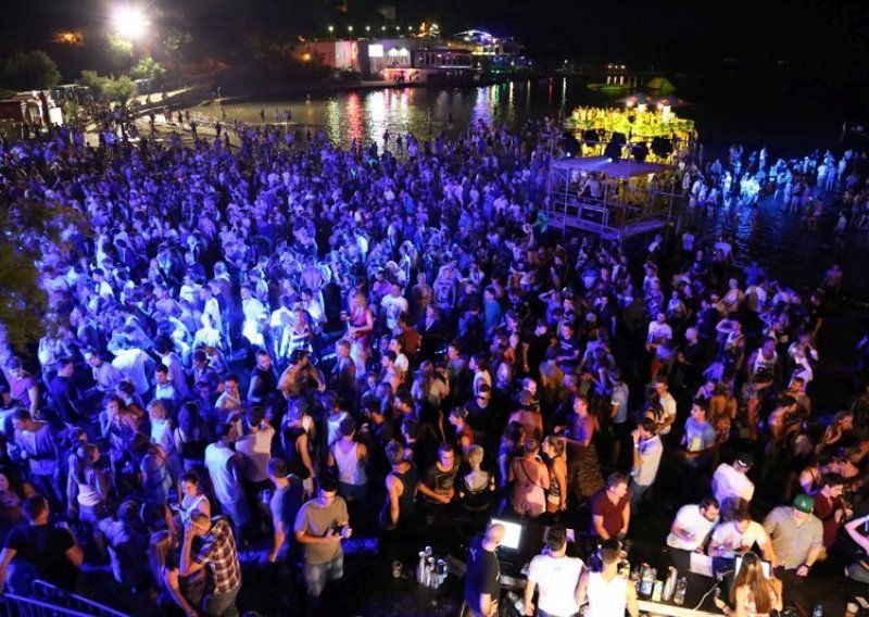 Vodimo vas na Split Beach Festival