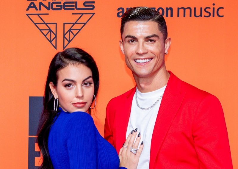 Slučajno ili namjerno? Georgina Rodriguez otkrila najčudnije mjesto na kojem je vodila ljubav s Ronaldom