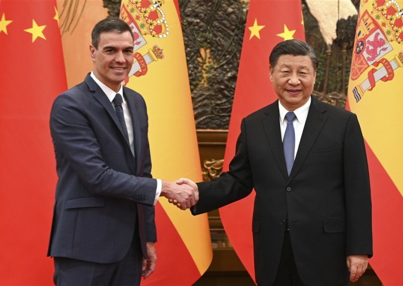 Španjolski premijer u posjetu Kini: 'Potaknuo sam Xija da razgovara sa Zelenskim'