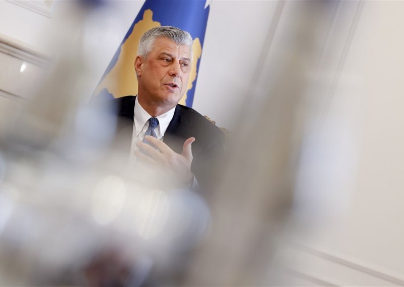 Hashim Thaci izlazi pred posebni sud u Den Haagu