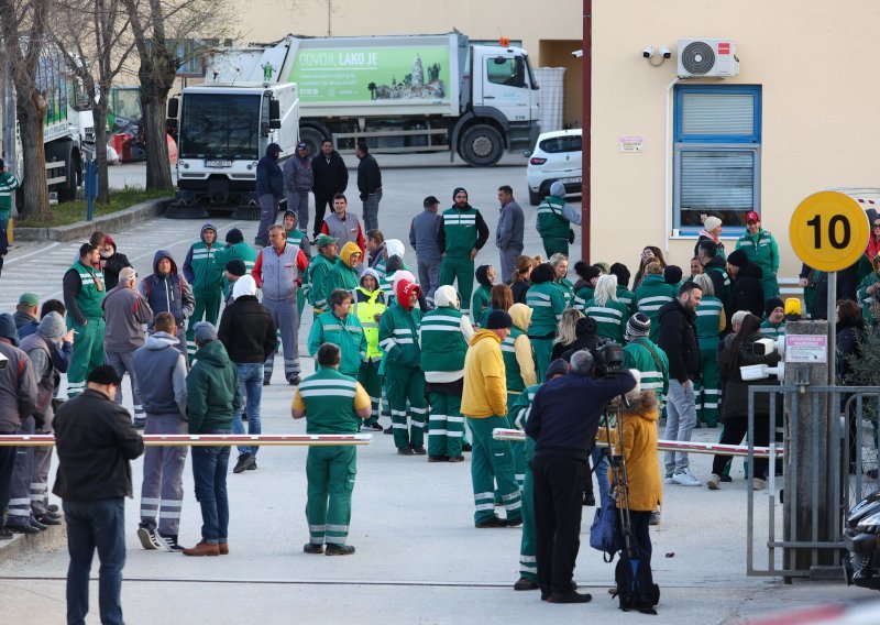 Splitska Čistoća u štrajku od ranog jutra, među štrajkašima i Puljak