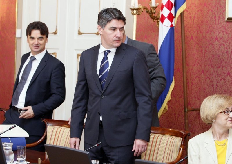 PM: Peljesac bridge might be built with EU funds