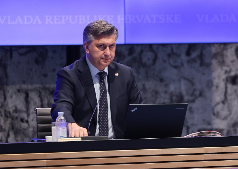 Plenković govorio o pritiscima na pravosuđe, imao je poruku za šefa Vrhovnog suda