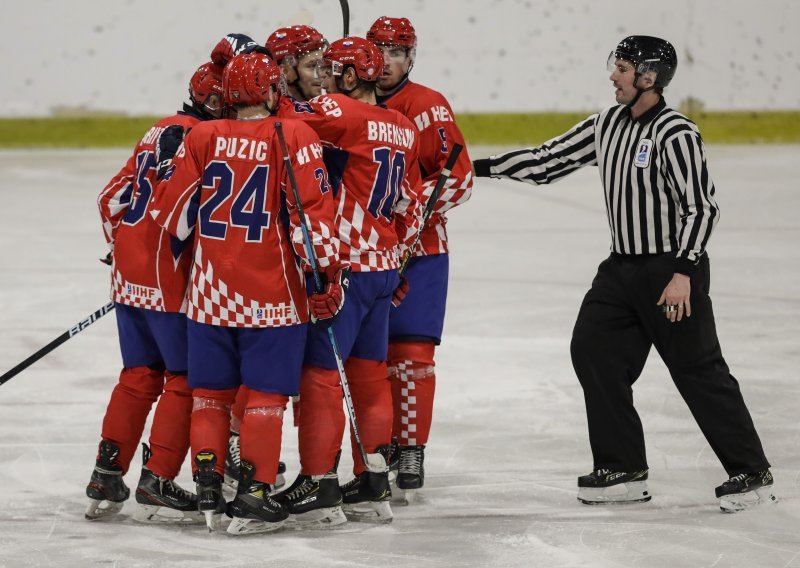 Hrvatski hokejaši treći na SP-u, a Borna Rendulić najbolji napadač turnira