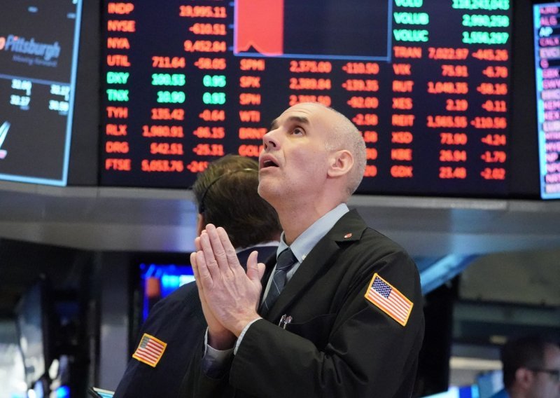 Na Wall Streetu Dow Jones i S&P 500 indeks pali