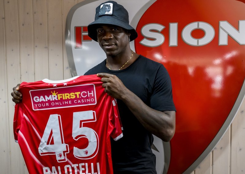 Balotelli otkrio zašto mu je menadžer ponavljao da je kriv zbog Messija i Ronalda