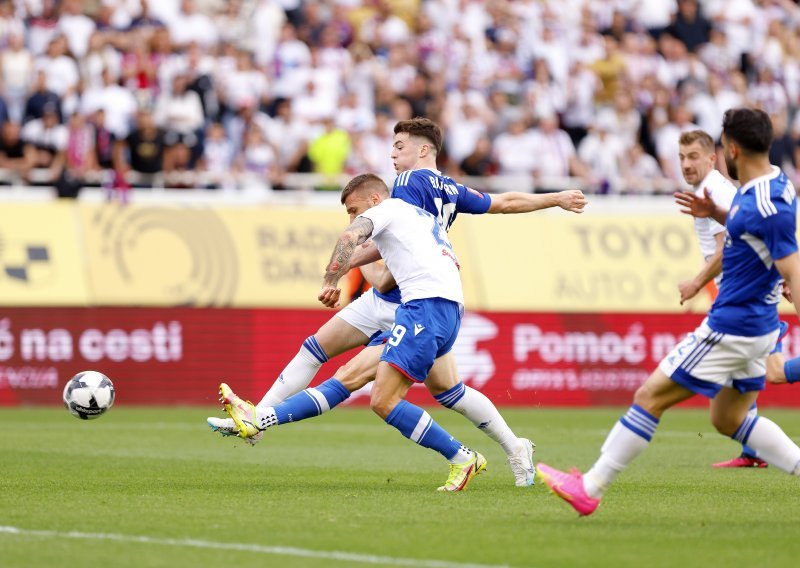 Jan Mlakar zabio je za Hajduk, ali VAR je vrlo brzo pokvario slavlje Splićana