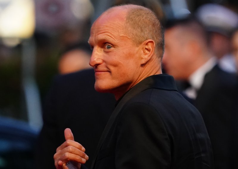 Život Woodyja Harrelsona je kao najluđi scenarij zahvaljujući ocu plaćenom ubojici