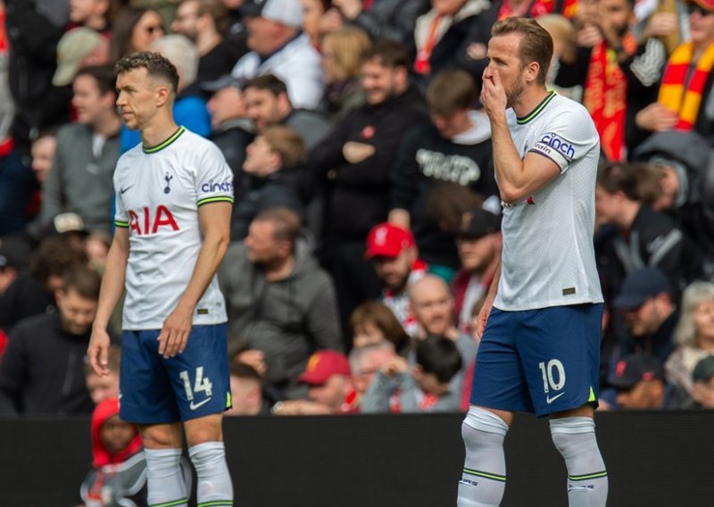 Harry Kane zabio i postavio novi rekord, ali Tottenham je doživio novi poraz...