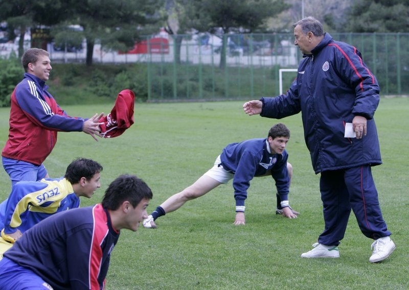 Ćirin Shanghai testira Hajduk na Pohorju