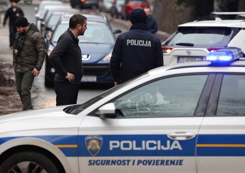 Sisački policajci samo nekoliko minuta nakon dojave uhitili provalnika u automobile