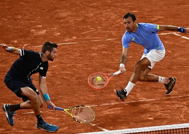 Ivan Dodig i Austin Krajicek za 74 minute izborili plasman u treće kolo Roland Garrosa