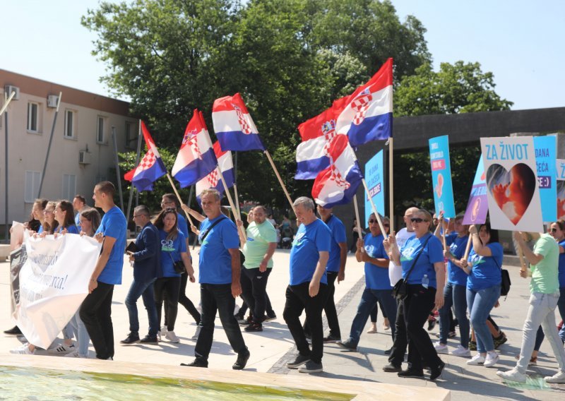 U Varaždinu i Kninu Hod za život, održava se i kontraprosvjed Subota za slobodu