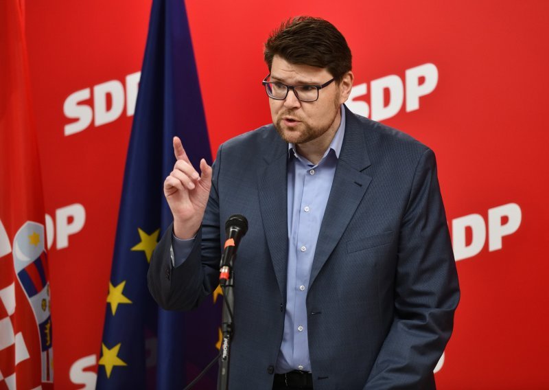 SDP kritizira: Zakon o osobnoj asistenciji je korak unazad