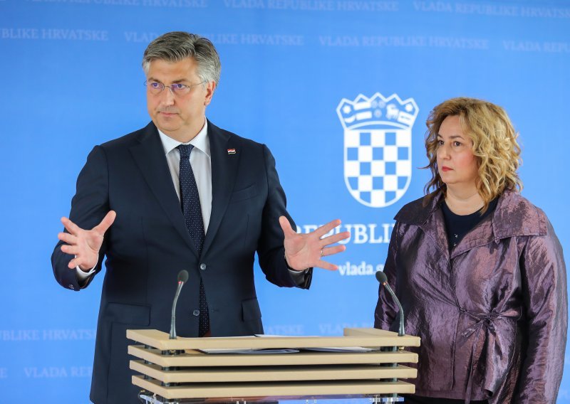 Državnim i javnim službenicima raste plaća već od srpnja, Plenković objavio koliko