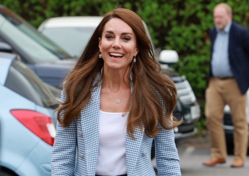 Kate Middleton u efektnom stajlingu prigrlila hit cipele sezone - obožavane balerinke