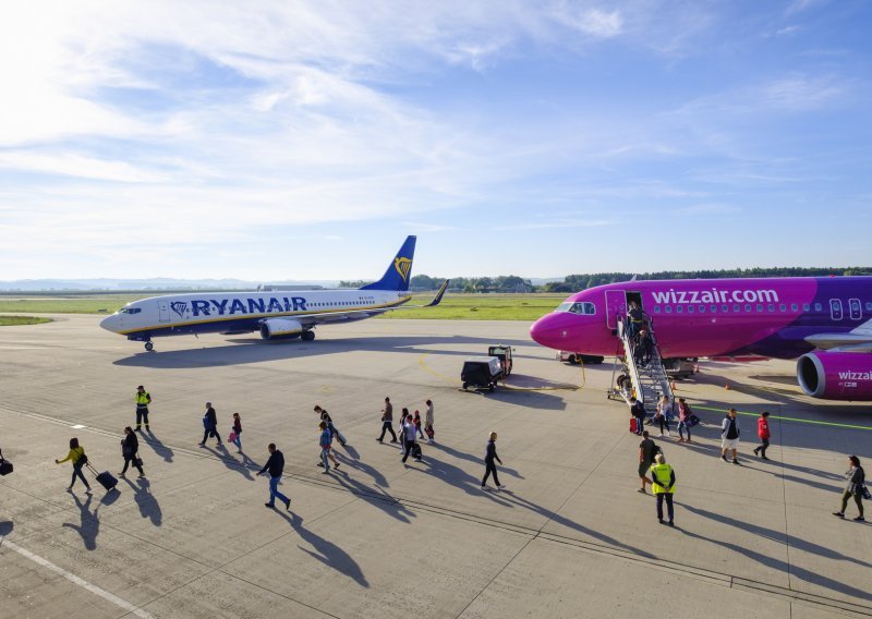 Odzvonilo je jeftinim letovima: Evo zašto će avionske karte biti sve skuplje