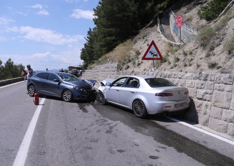 Na cestama Splitsko-dalmatinske županije 13 poginulih, 118 ozlijeđenih, 200 ljudi uhićeno