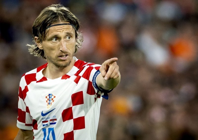 Luka Modrić šokirao Nizozemce koji su u nevjerici gledali što im kapetan Vatrenih radi