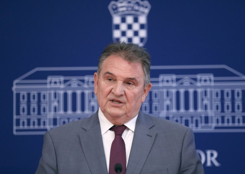 Čačić: Umirovljenici su imali za trećinu bolje mirovine na početku ove Vlade