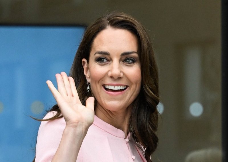 Kate Middleton primila veliko priznanje, a razveselit će i kraljicu Camillu