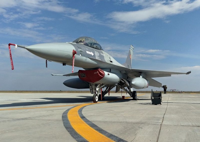 Počela obuka ukrajinskih pilota na F-16, evo koliko će trajati