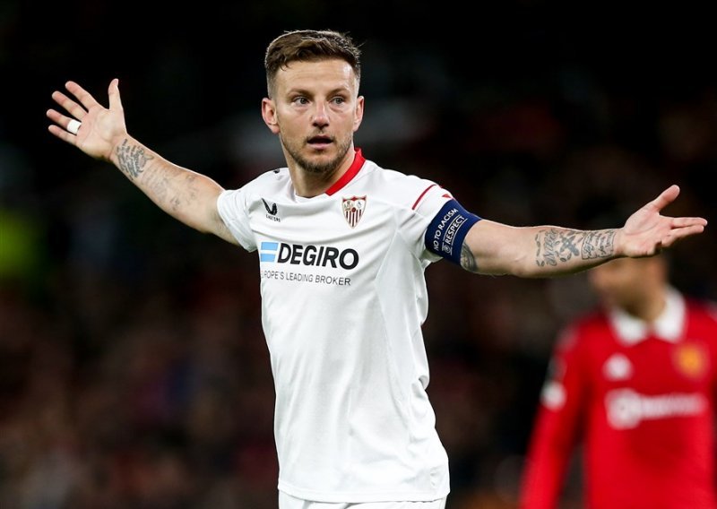 Sevilla zbog milijunskih dugova rasprodaje momčad; Ivan Rakitić odlazi u Tursku?