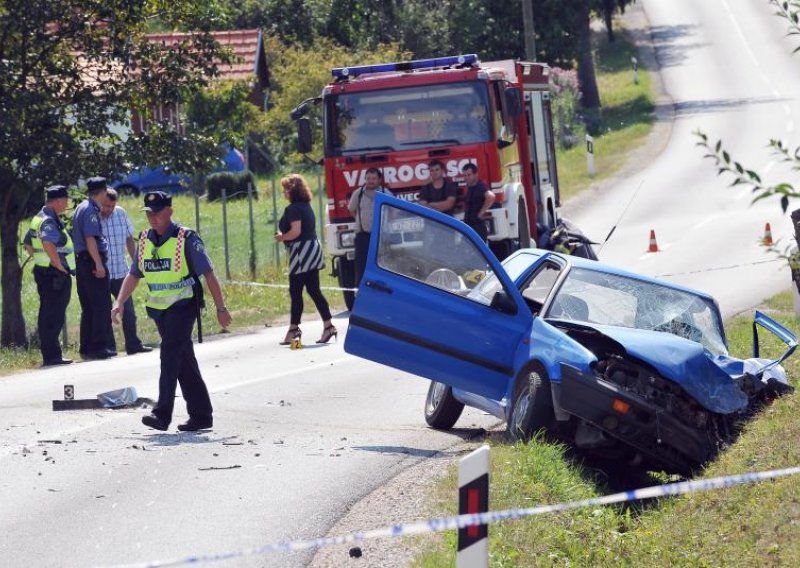 Tegljač usmrtio majku i ozlijedio dvije curice