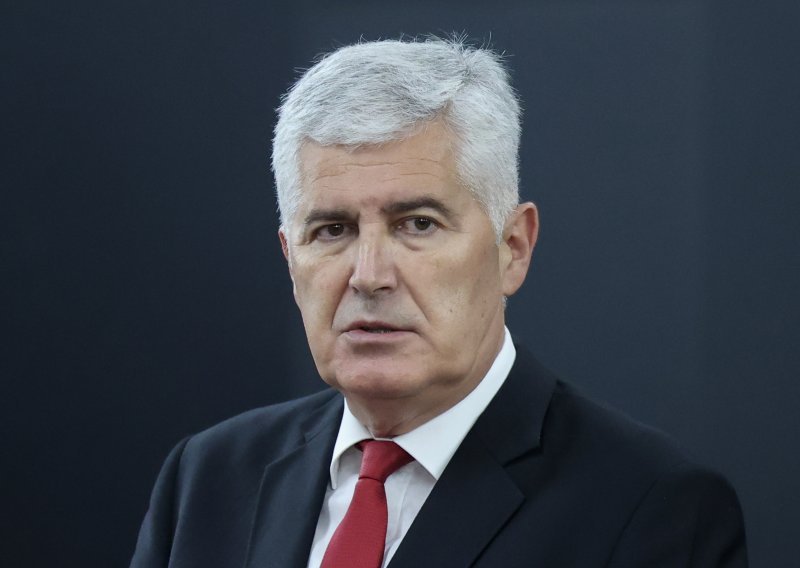 Čović: 'BiH može do kraja godine dobiti pozivnicu za otvaranje pregovora s EU'