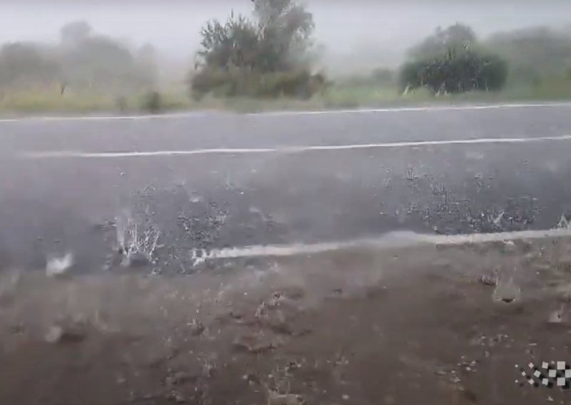 Nevrijeme i tuča pogodili Zagorje, pogledajte video