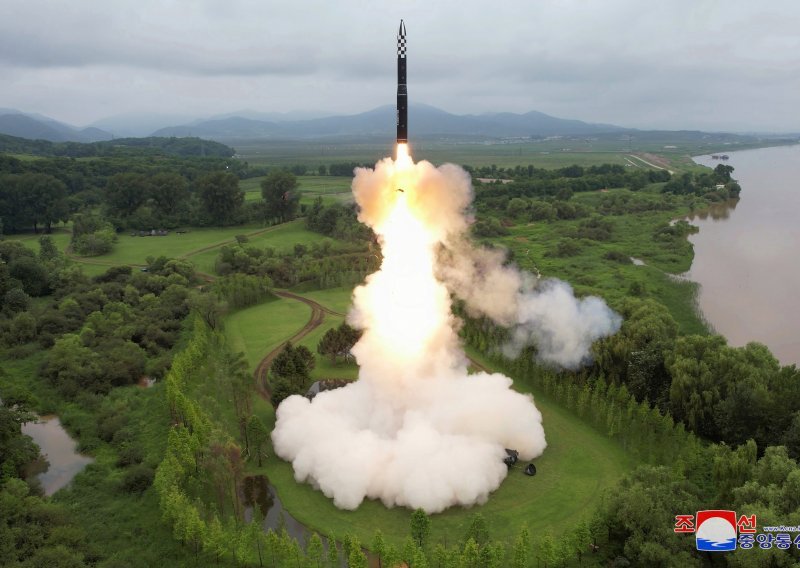 Sjeverna Koreja izvela vježbu 'taktičkog nuklearnog napada'