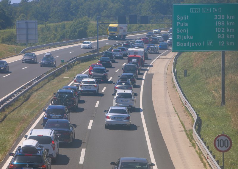 Policiji prijavljen muškarac koji je mahao pištoljem u vožnji na A1