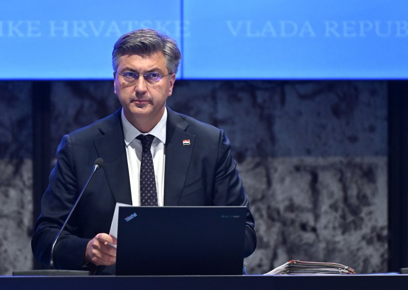 Plenković: Možemo raspravljati na izvanrednoj sjednici, ali rješenja će dati Vlada