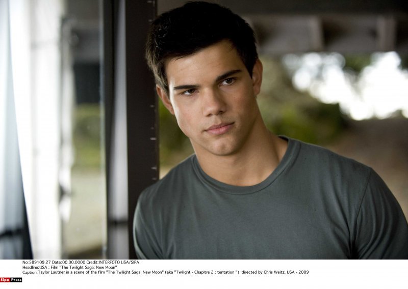 Taylor Lautner odustao od 'Maxa Steela'