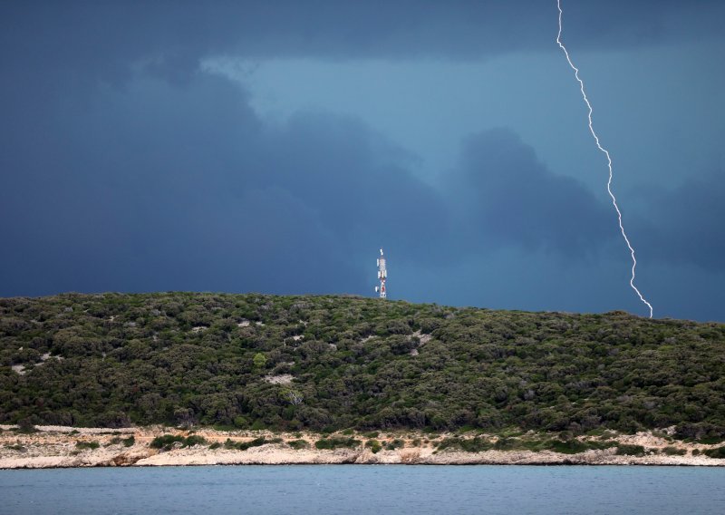 DHMZ: I danas kiša, lokalno moguća grmljavinska nevremena