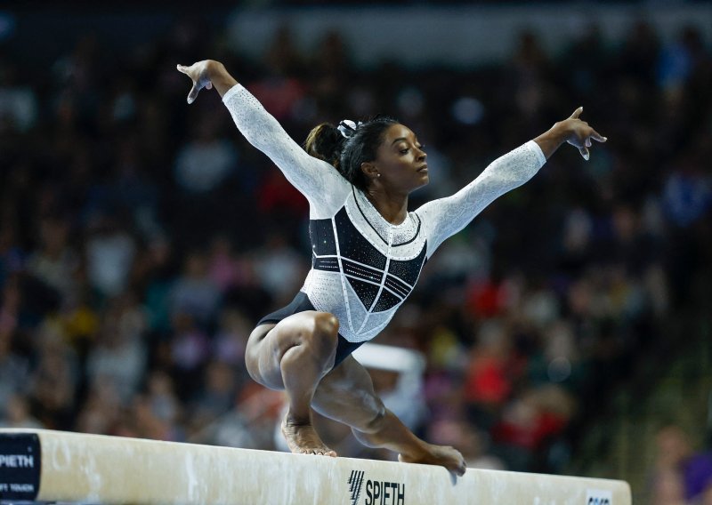 Vratila se Simone Biles i to na kakav način! Priznala je da problemi nisu gotovi