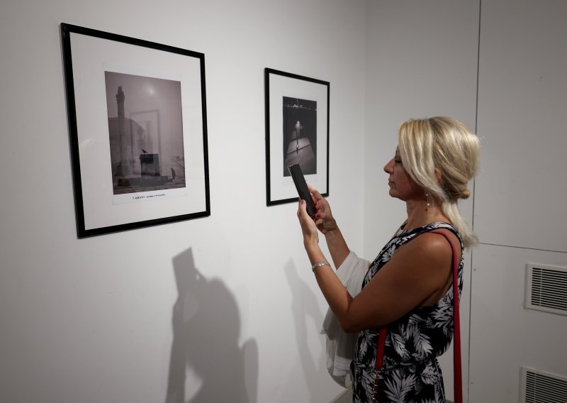 U Zadru otvorena izložba fotografija inspiriranih Hitchcockom