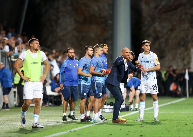 Trener Rijeke: Mogu poistovjetiti ovo samo s onim kad su mi roditelji umrli