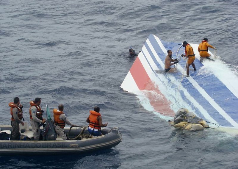 Pronađen rep Air Franceovog zrakoplova