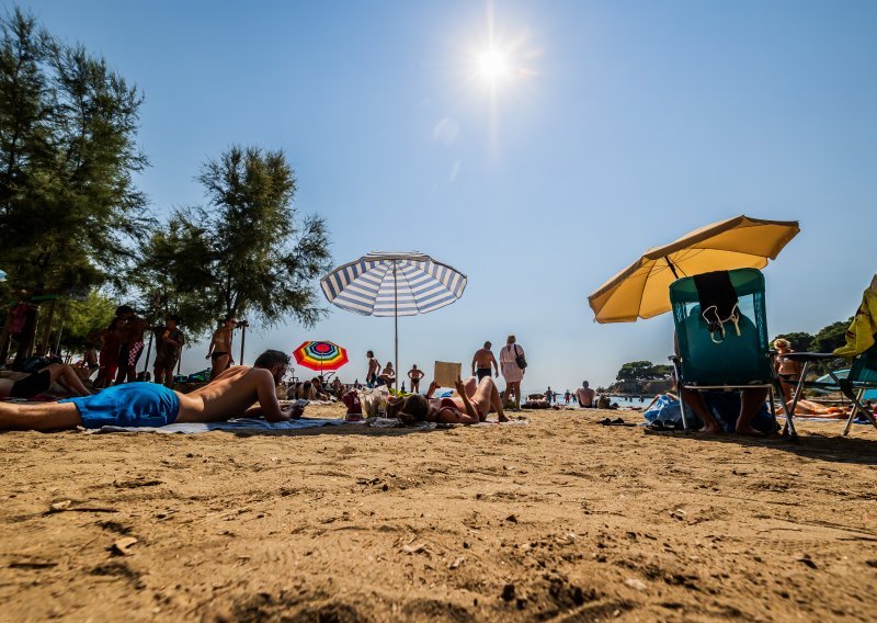 Nastavlja se sunčano vrijeme, ali već u srijedu stiže promjena