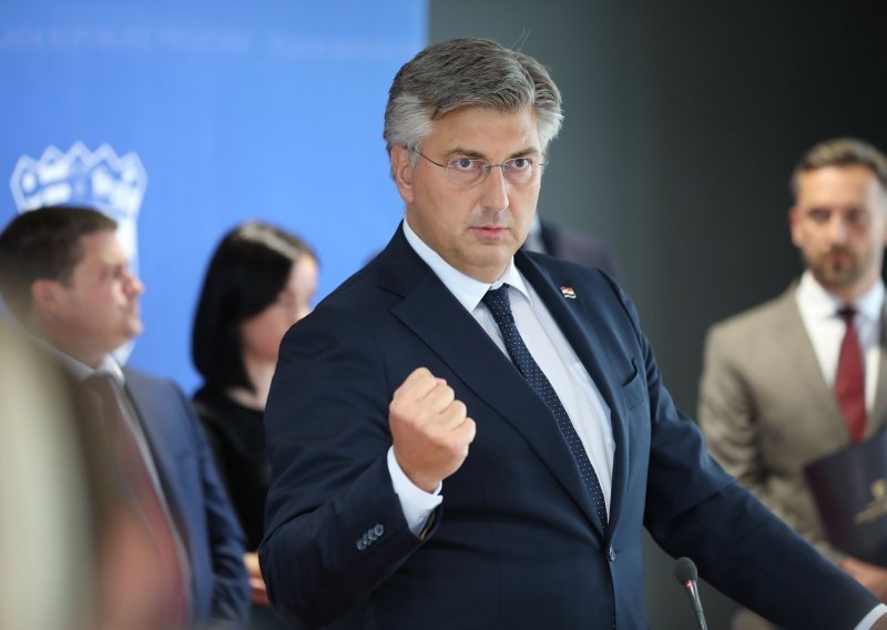 Plenković: 'Vlada odbija prijedlog oporbe, a Grlić Radman će ispraviti sve nedostatke'