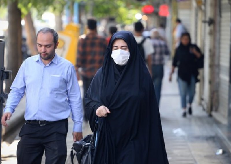 Odbor UN-a za ljudska prava poziva Iran da raspusti policiju za ćudoređe